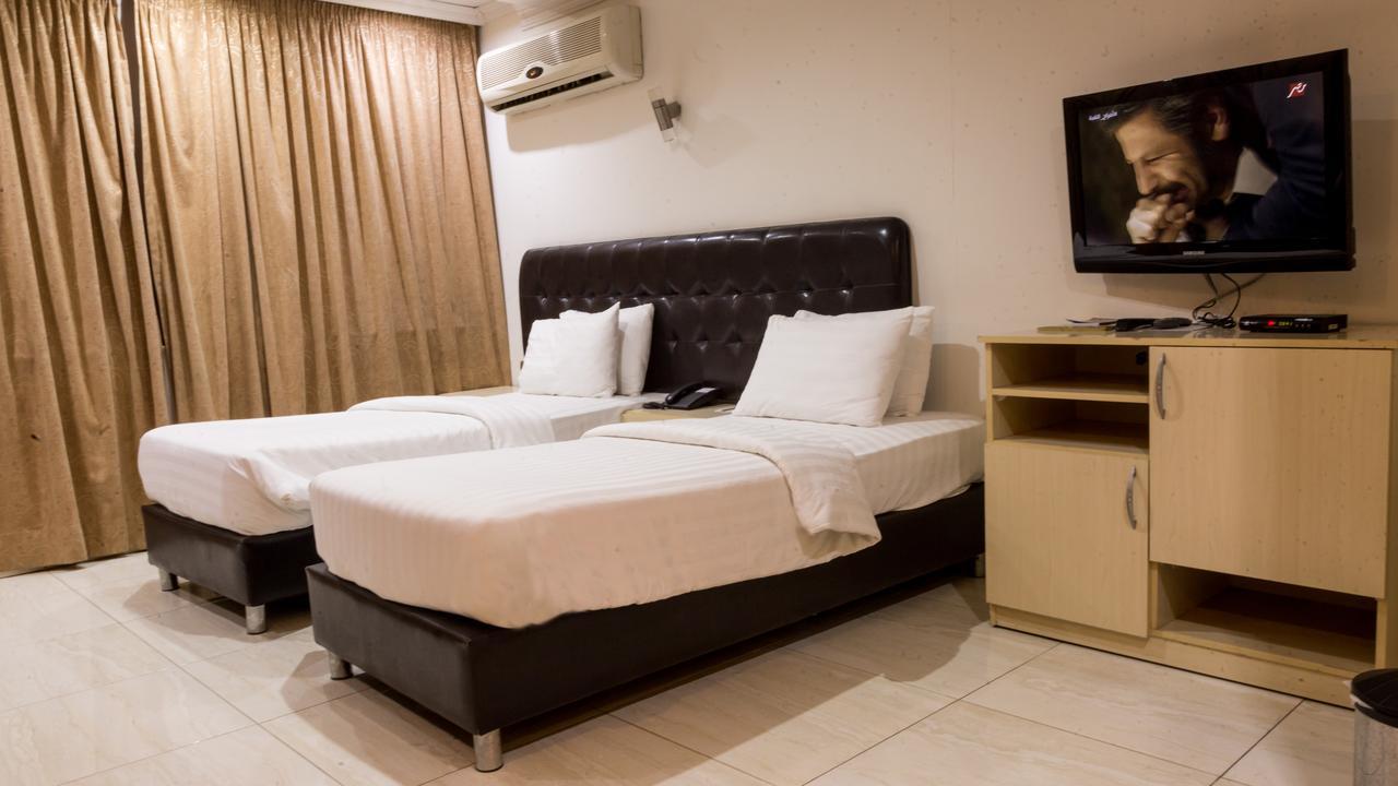 Aghadeer Hotel Amman Exterior photo